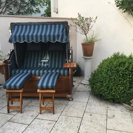 Rosengarten Auf Der Sonneninsel Apartment